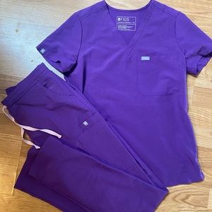 Figs Ultraviolet Catarina and Yola Scrub Set